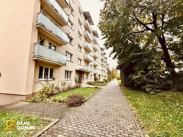 Pronájem bytu 2+1, Zlín - Malenovice, Tyršova, 52 m2