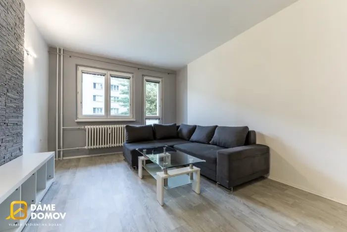 Pronájem bytu 2+1, Zlín - Malenovice, Tyršova, 52 m2