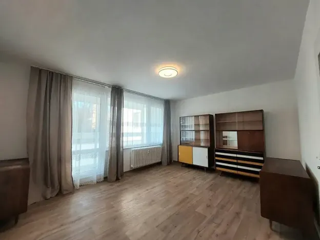 Pronájem bytu 1+1, Brno, Okrouhlá, 45 m2