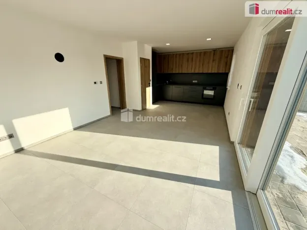 Pronájem rodinného domu, Huštěnovice, 136 m2