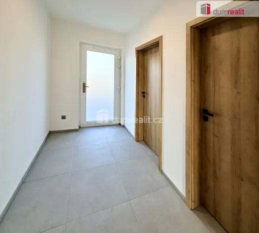 Pronájem rodinného domu, Huštěnovice, 136 m2