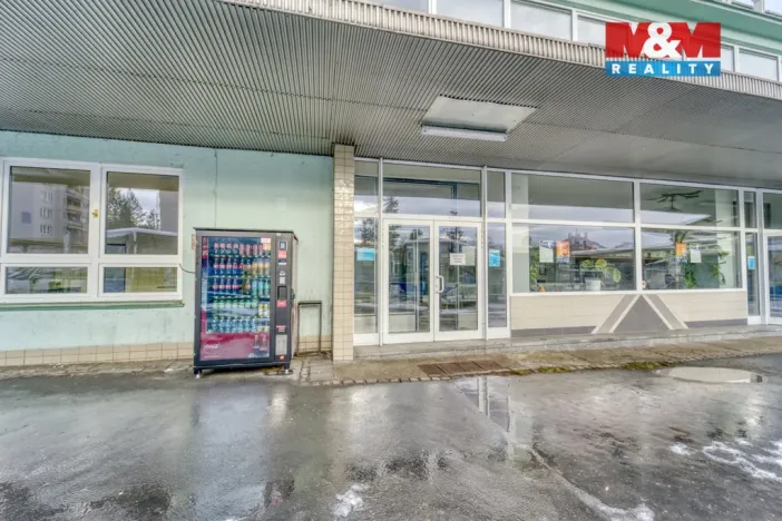 Pronájem obchodního prostoru, Klatovy - Klatovy III, Nádražní, 38 m2