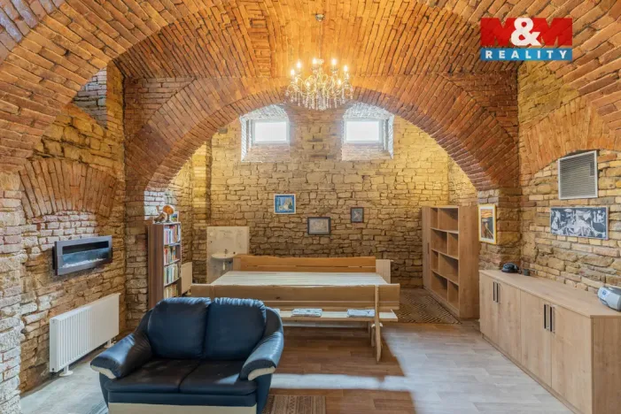 Prodej komerční nemovitosti, Kroměříž, Tovačovského, 106 m2