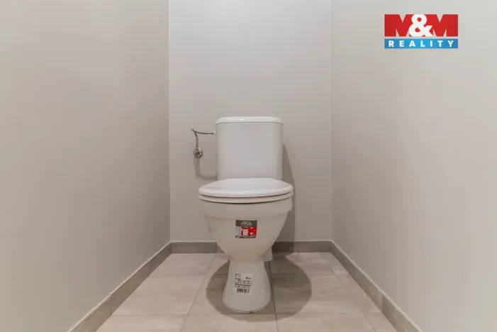 Prodej komerční nemovitosti, Kroměříž, Tovačovského, 106 m2