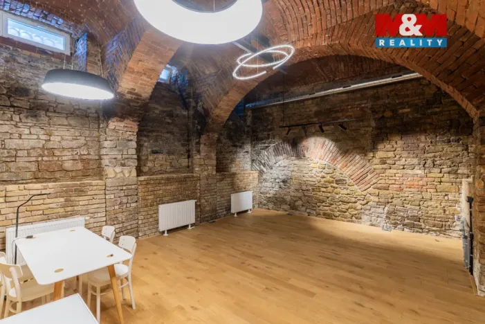 Prodej komerční nemovitosti, Kroměříž, Tovačovského, 43 m2