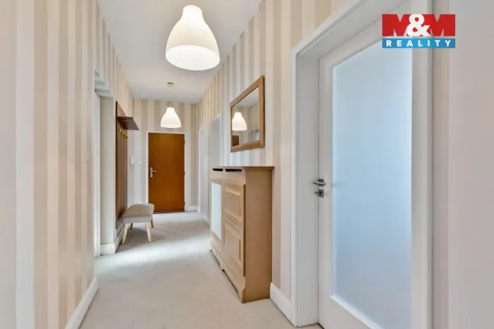 Prodej bytu 4+1, Liberec - Liberec II-Nové Město, Dobrovského, 91 m2