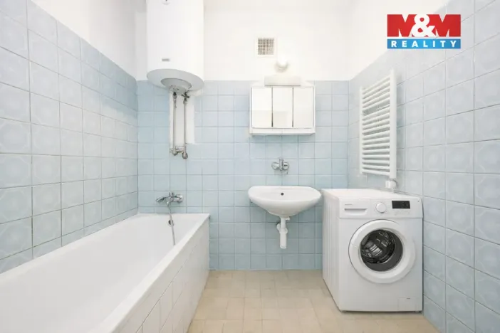 Prodej bytu 2+1, Olomouc - Hejčín, Ladova, 60 m2