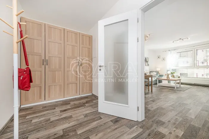 Prodej bytu 2+kk, Liberec - Liberec III-Jeřáb, U Nisy, 63 m2