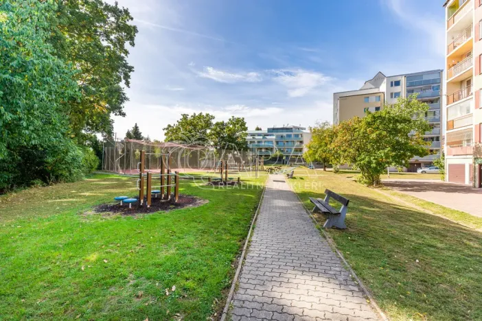 Prodej pozemku pro bydlení, Praha, 1452 m2