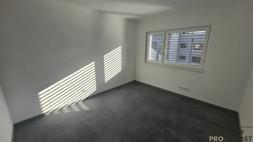 Pronájem bytu 3+kk, Znojmo, Třešňová, 85 m2