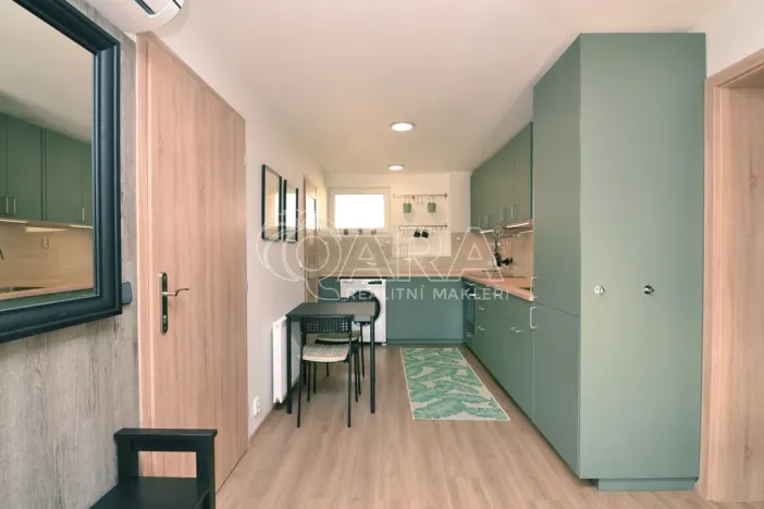 Pronájem bytu 3+kk, Praha - Hlubočepy, Pod Žvahovem, 59 m2