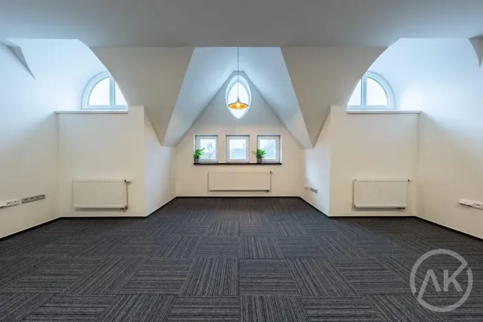 Pronájem kanceláře, Ostrava - Mariánské Hory, Nivnická, 72 m2