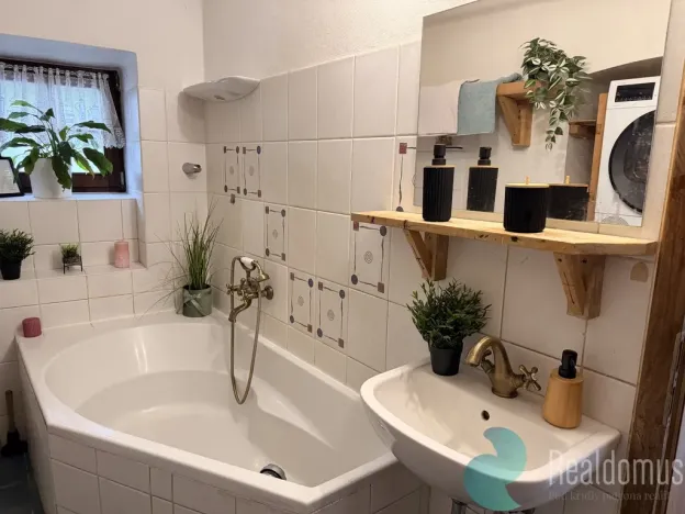 Prodej bytu 2+1, Chvalovice, 78 m2