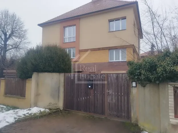 Pronájem bytu 1+1, Praha - Kunratice, Mašatova, 35 m2