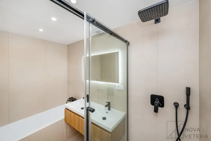 Prodej bytu 4+kk, Praha - Žižkov, Křivá, 100 m2