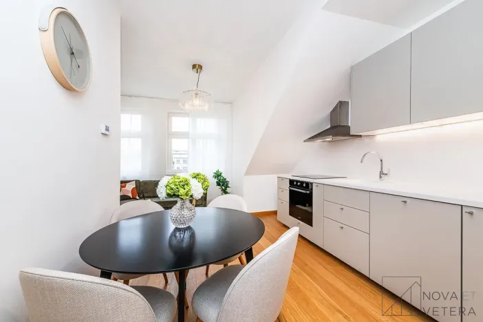 Prodej bytu 4+kk, Praha - Vinohrady, Chodská, 117 m2