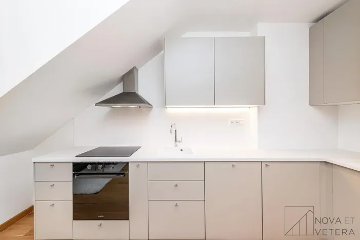 Prodej bytu 4+kk, Praha - Vinohrady, Chodská, 117 m2