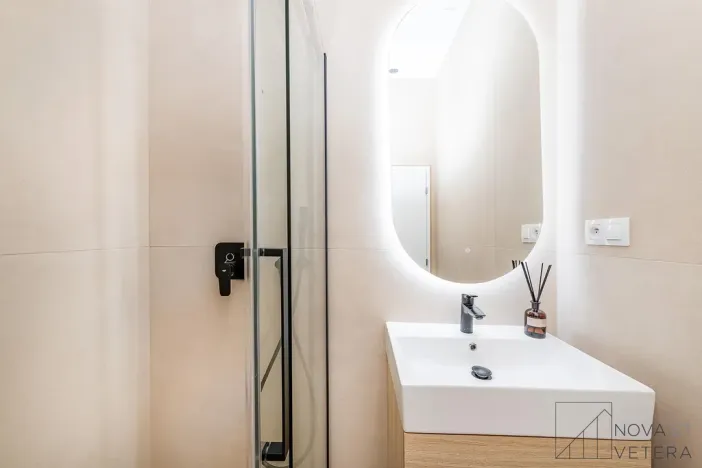 Prodej bytu 3+kk, Praha - Smíchov, Hořejší nábřeží, 85 m2