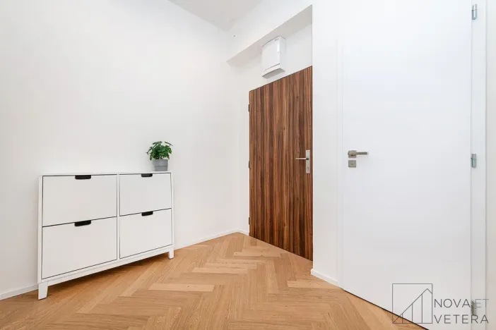 Prodej bytu 3+kk, Praha - Smíchov, Hořejší nábřeží, 85 m2