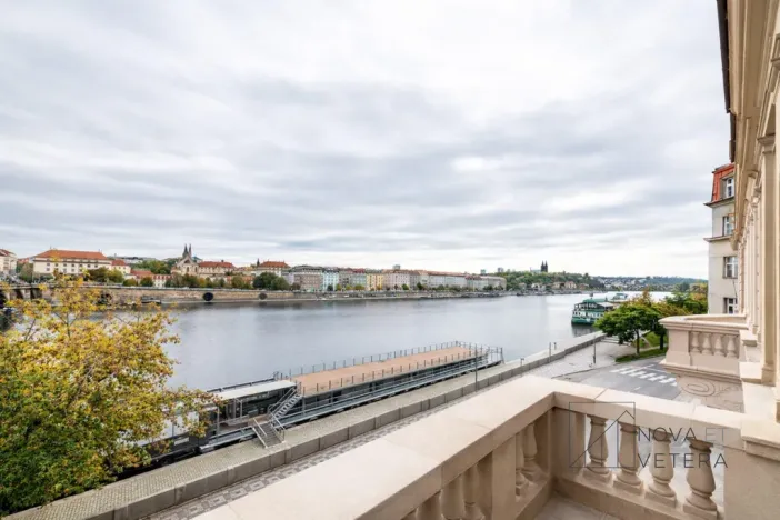 Prodej bytu 3+kk, Praha - Smíchov, Hořejší nábřeží, 85 m2