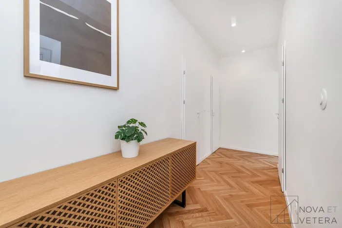 Prodej bytu 2+kk, Praha - Vinohrady, Chodská, 64 m2