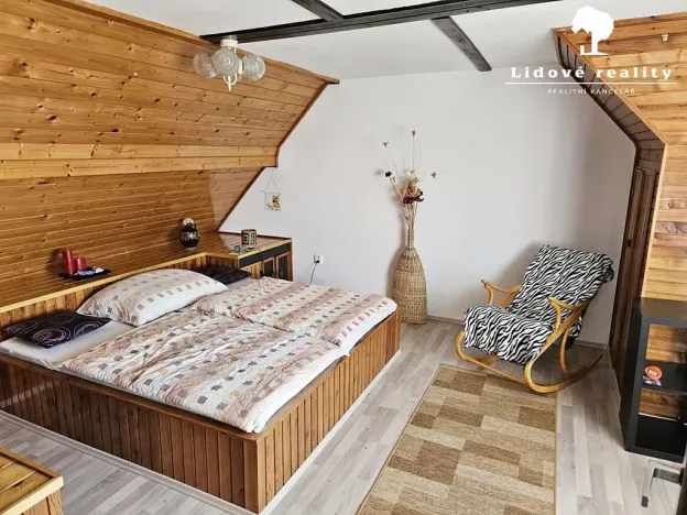 Prodej rodinného domu, Baška, 120 m2