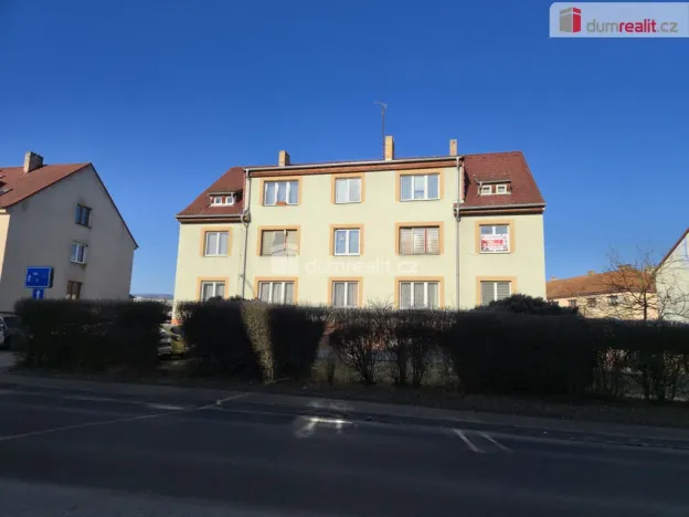 Prodej bytu 2+1, Kaplice, Omlenická, 52 m2