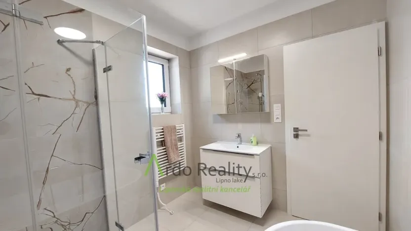 Pronájem rodinného domu, Frymburk, 97 m2