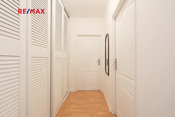 Prodej bytu 3+1, Praha - Záběhlice, Hlavní, 71 m2