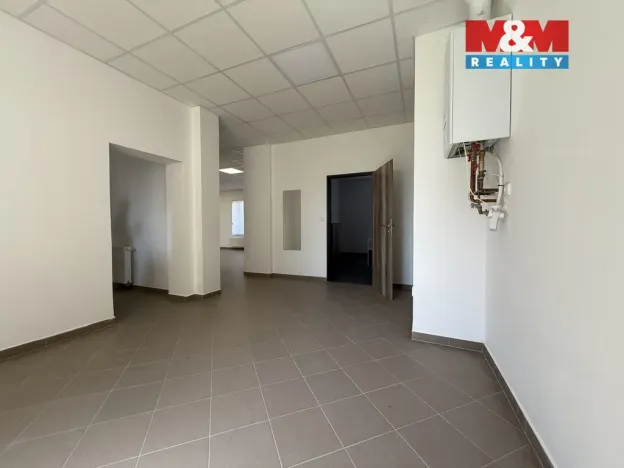 Pronájem obchodního prostoru, Nasavrky, Náměstí, 260 m2