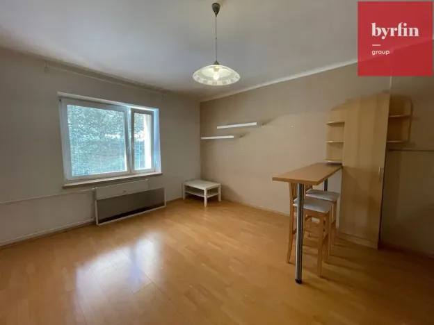 Prodej bytu 1+kk, Opava, U Hliníku, 32 m2