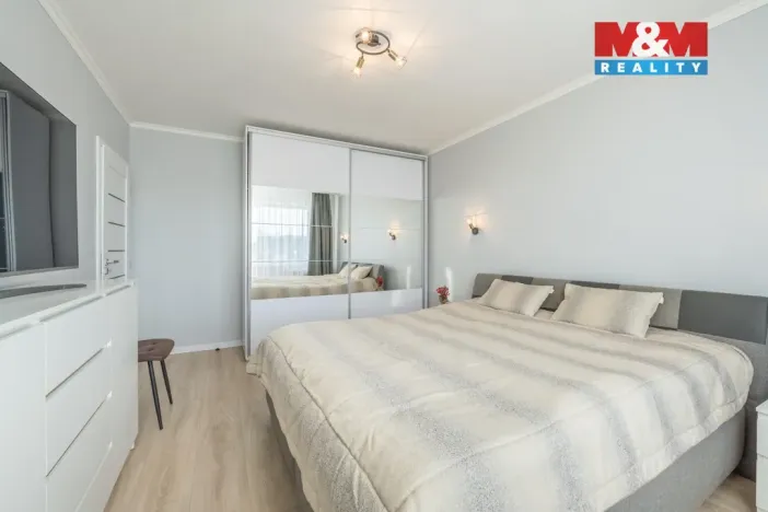 Prodej bytu 3+1, Slaný, Pražská, 68 m2