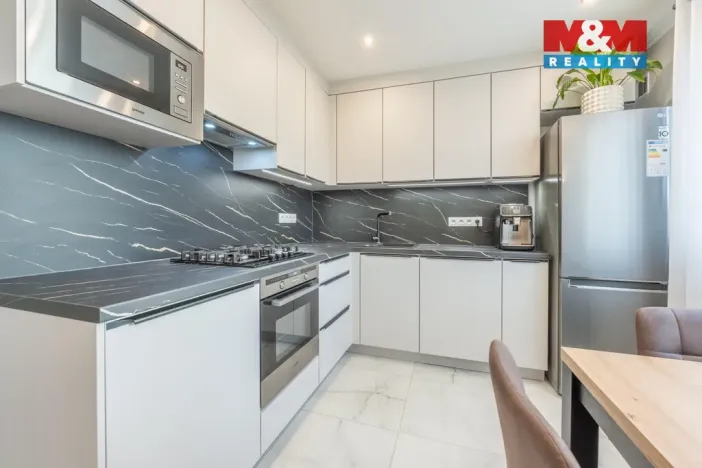 Prodej bytu 3+1, Slaný, Pražská, 68 m2