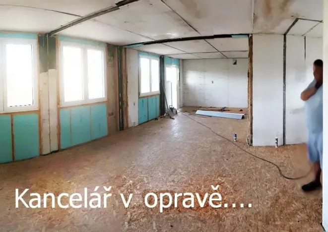 Pronájem skladu, Králův Dvůr, 480 m2