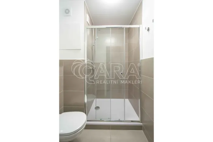 Pronájem bytu 1+1, Neratovice, Na Výsluní, 35 m2