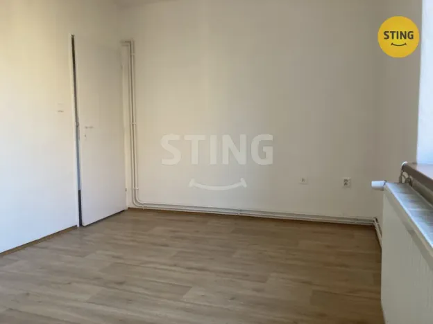 Pronájem bytu 1+1, Opava, Polanova, 36 m2
