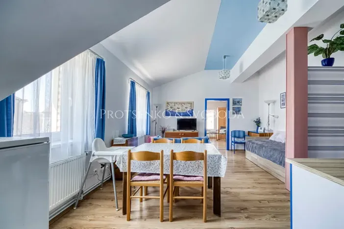 Prodej činžovního domu, Batelov, Třešťská, 490 m2