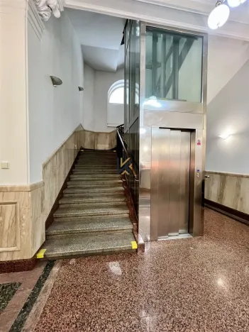 Pronájem kanceláře, Praha - Nové Město, Washingtonova, 35 m2