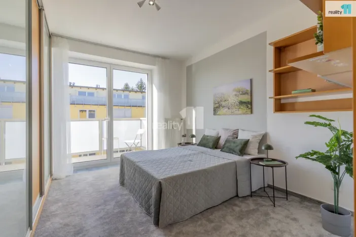 Prodej bytu 2+kk, Jesenice, Sluneční, 63 m2