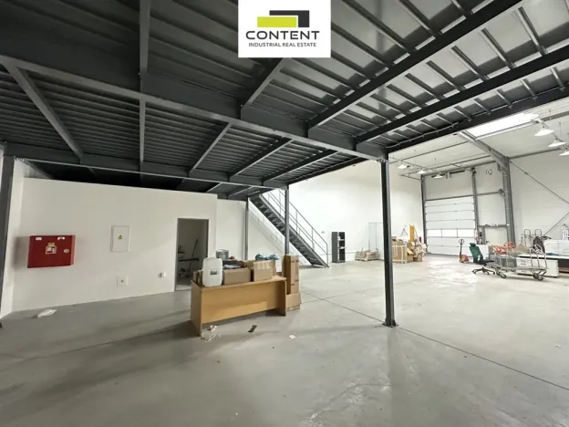 Pronájem skladu, Zápy, 270 m2