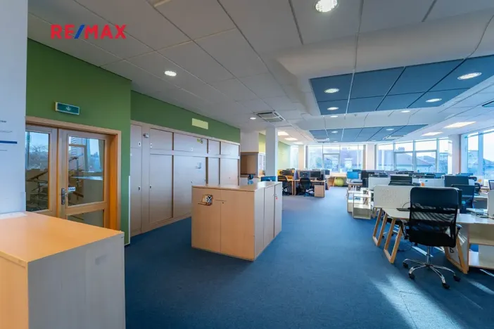 Pronájem obchodního prostoru, Kolín, Sladkovského, 540 m2