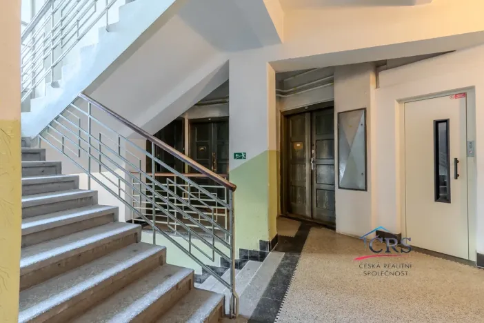 Prodej bytu 2+kk, Praha - Nusle, U křížku, 37 m2