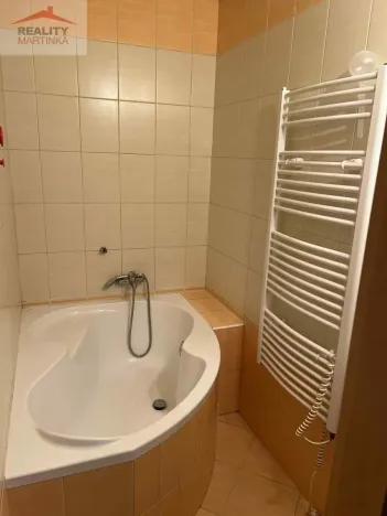 Pronájem bytu 2+1, Valašské Meziříčí, 1. máje, 57 m2