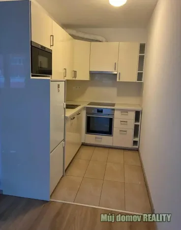 Pronájem bytu 2+kk, Praha - Kyje, Davidovičova, 50 m2