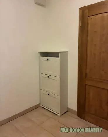 Pronájem bytu 2+kk, Praha - Kyje, Davidovičova, 50 m2