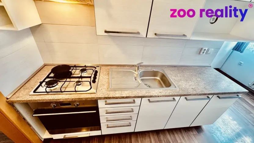 Pronájem bytu 3+1, České Budějovice, Brožíkova, 74 m2