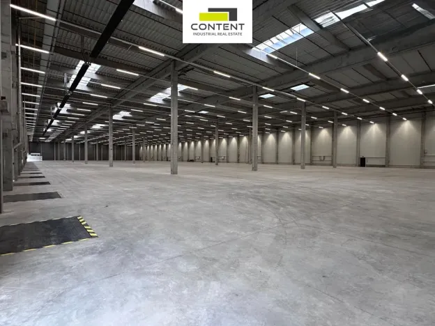 Pronájem skladu, Lovosice, 6000 m2