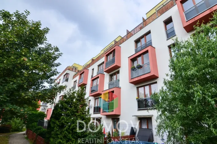 Pronájem bytu 2+kk, Beroun, Nad Paloučkem, 61 m2