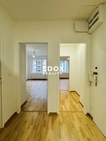 Prodej bytu 3+1, Praha - Vinohrady, Hradecká, 95 m2