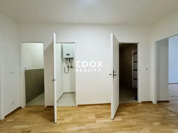 Prodej bytu 3+1, Praha - Vinohrady, Hradecká, 95 m2